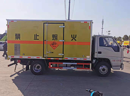 榕城爆破器材运输车